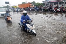 Kaligawe-Genuk Banjir,...
