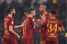 Roma Berbagi Poin dengan...