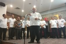 31 Pekerja Ditembak,...