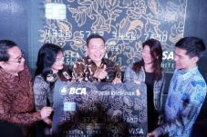 BCA-Singapore Airlines...