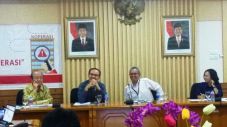 Kemenkop UKM-OJK Antisipasi...