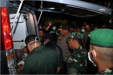 Baku Tembak dengan OPM,...