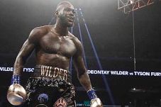 Deontay Wilder Tak Sabar...