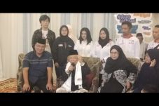 Tepis Kabar Jatuh di...