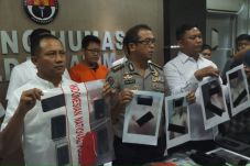 6 Mantan Pacar Disuruh...