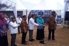 Dapat Bantuan Alat Peraga,...