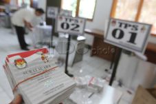 Penghitungan Suara Pemilu...