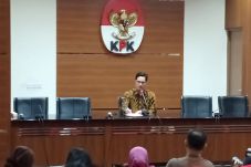 KPK Tetapkan Dirut Perum...