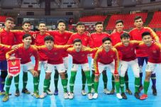 Hajar Myanmar, Timnas...