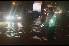 Banjir Parah, Arus Lalin...