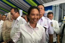 Menteri Rini Akui Pembangunan...