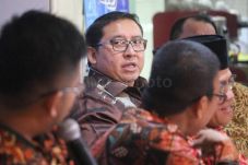 PAN Kalsel Dukung Jokowi-Maruf,...