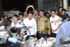 Bulog Amankan Pasokan...