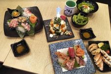 Itacho Sushi Tawarkan...