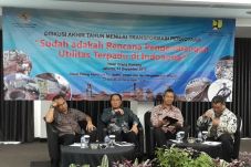 Pemda Diminta Permudah...