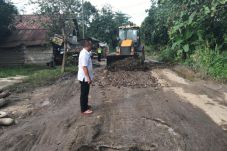Kerusakan Jalan Provinsi...