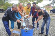 Ribuan e-KTP di Karimun...