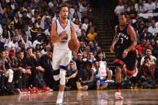 Tanpa Kawhi Leonard,...