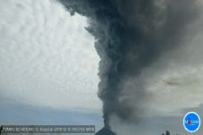 Gunung Soputan Kembali...