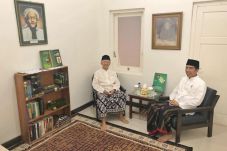 Berkunjung ke Jombang,...