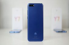 2 HP Huawei Y Series...