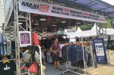 Jakcloth Year End Sale...