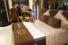 Hanya 250 Unit, King...