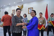 Berdayakan Kaum Perempuan,...