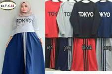 Naomi Luncurkan Label...