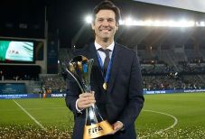 Solari Luar Biasa Bangga...