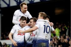 Tottenham Hotspur Menang...