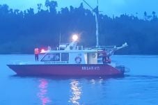 Bawa 21 Penumpang Speedboat...