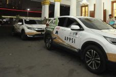 Keliling 34 Provinsi,...