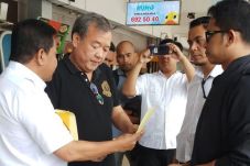 Ganjar: Tangan-Tangan...