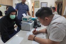 Selundupkan Kokain,...