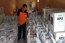 Gudang Logistik Pemilu...