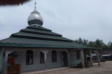 Masjid Ini Tetap Kokoh...