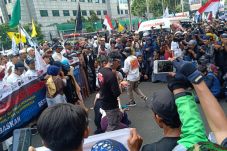 Pemerintah Indonesia...