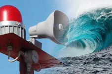 Peringatan Tsunami Akibat...