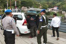Jelang Tahun Baru, Polisi...