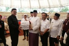 Sambut Pergantian Tahun,...