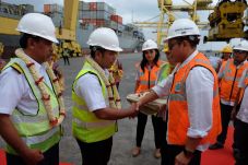 Pelindo 1 Sambut Kapal...