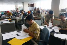 Hari Pertama Masuk Usai...