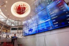 Menko Darmin Minta Pasar...