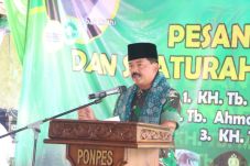 Panglima Kerahkan Resimen...