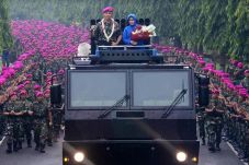 Ribuan Prajurit Marinir...