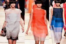 Busana Mewah yang Chic...