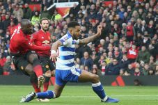 Babak 1 : Mata dan Lukaku...