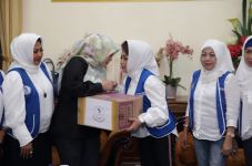 Iwapi Serahkan Bantuan...