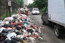 Penggunaan Kantong Plastik...